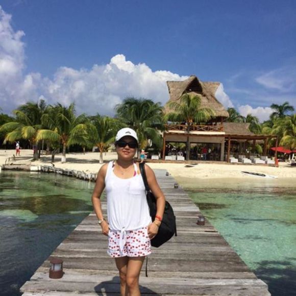 Meet your Posher, Vickylan - Picture 1 of 1